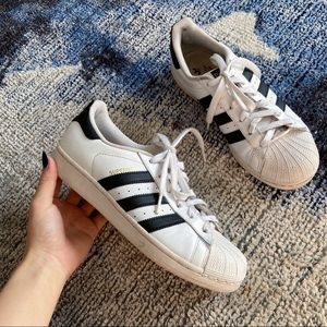 Adidas Superstar Sneakers 👟